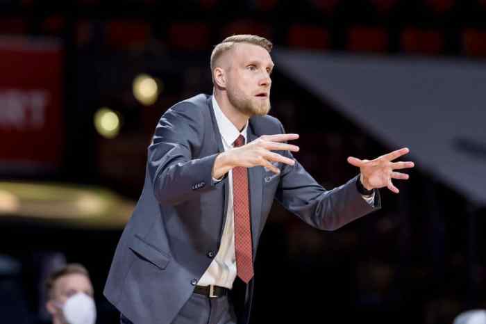 Tuomas iisalo named grizzlies full time hc after replacing taylor jenkins midseason