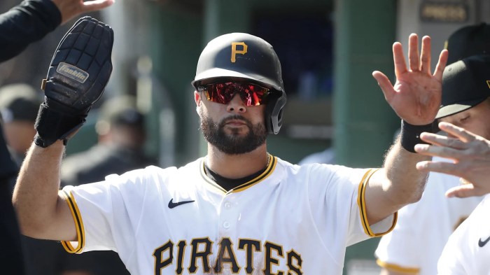 Pirates isiah kiner falefa knocks in two runs
