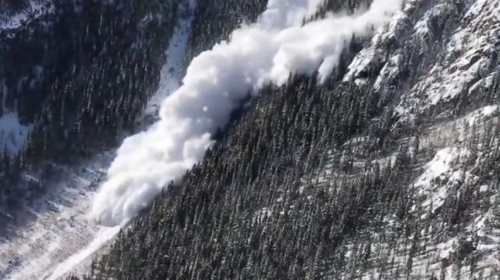 Avalanches brent burns links up with colorado