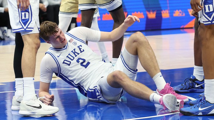 Cooper flagg outshines vj edgecombe cbb fans applaud dukes dominant win vs baylor
