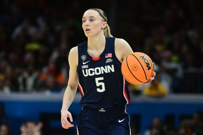 Paige bueckers 19 points not enough wings wnba loss skylar diggins storm