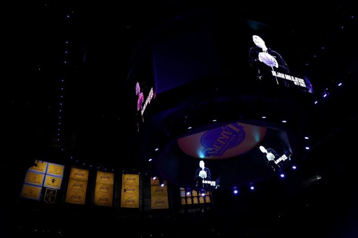 Cooper Flagg Visits Dallas After Mavs Win