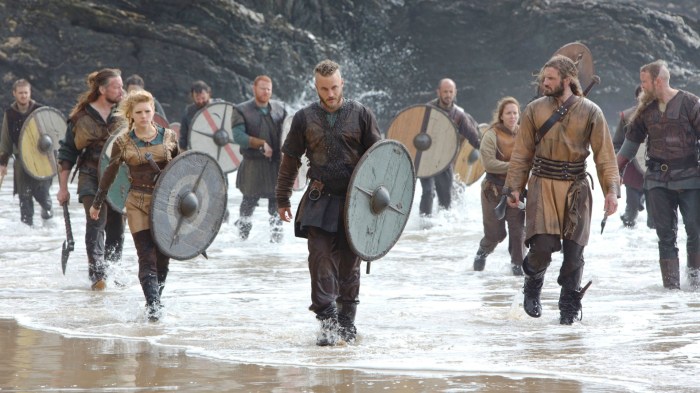 Download Vikings (TV Show) Lagertha (Vikings) Katheryn Winnick Ragnar ... Vikings kevin oconnell wont confirm jj mccarthy qb1 following sam howell trade