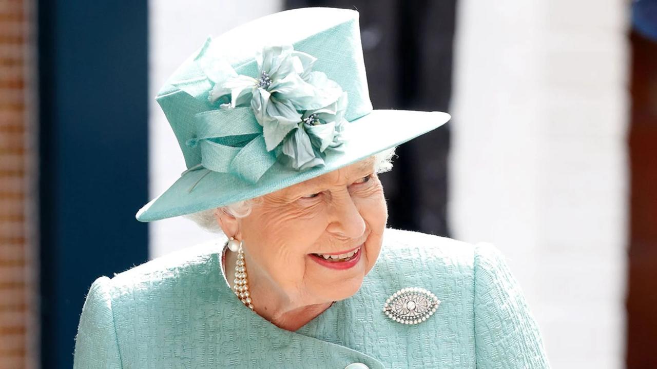 Queen Elizabeth's reported go-to takeaway order over her Balmoral ... Royals jac caglianone getting rest thursday