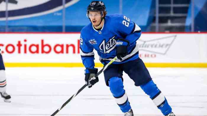 Red Wings sign Austin Watson to one-year, two-way contract extension Red wings mason appleton signs two year contract
