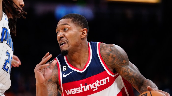 Bradley Beal trade grades: Instant reaction as Suns form a new big 3 in ... Suns bradley beal phoenix negotiating buyout