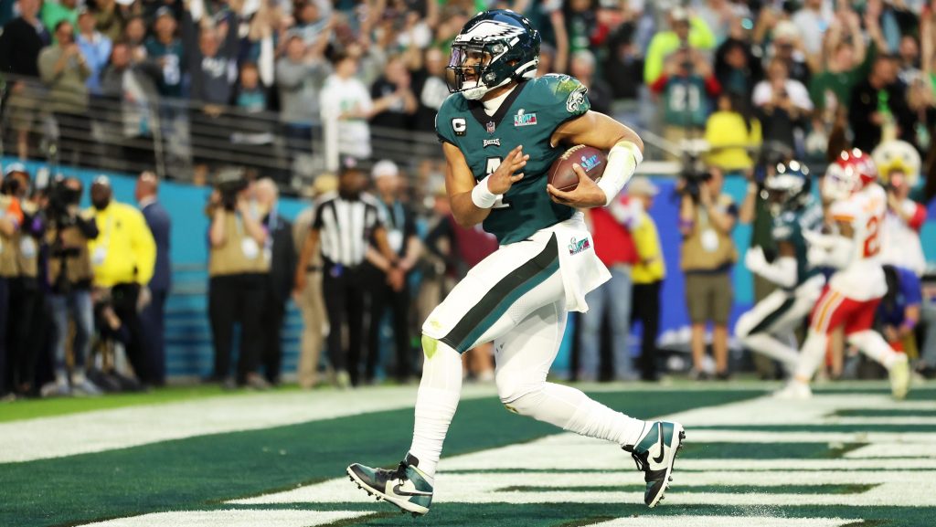 Jalen Hurts has been in touch with Michael Jordan, calls him 'a great ... Jalen hurts discusses learning michael jordan after eagles super bowl 59 win