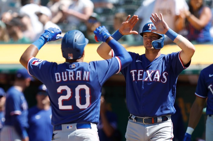 Rangers Ezequiel Duran Starts at Third Base 972353