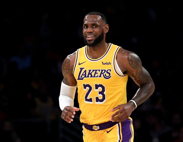 LeBrons Rusty Lakers Bulls Loss, Injury?