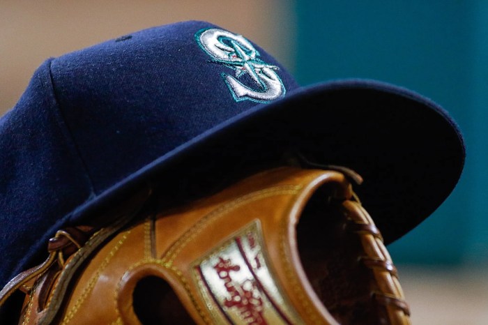 Seattle Mariners rumors: Reporter explains what team will target at MLB ... Mariners randy arozarena keeps raking