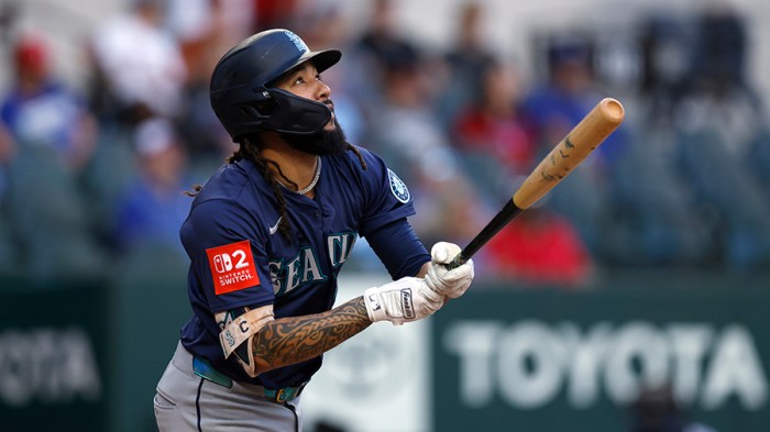Seattle Mariners, Cal Raleigh finalizing contract extension, per report Report cal raleigh mariners finalizing 6 year 105m contract extension