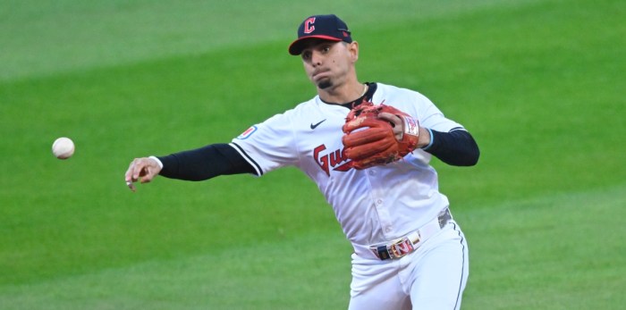 Blue Jays’ acquisition of Andrés Giménez has to set table for something ... Blue jays andres gimenez idle thursday