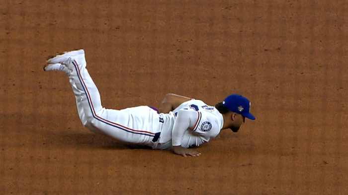 Ezequiel Duran makes a diving catch at third base | 04/25/2024 | Texas ... Rangers ezequiel duran starts at third base