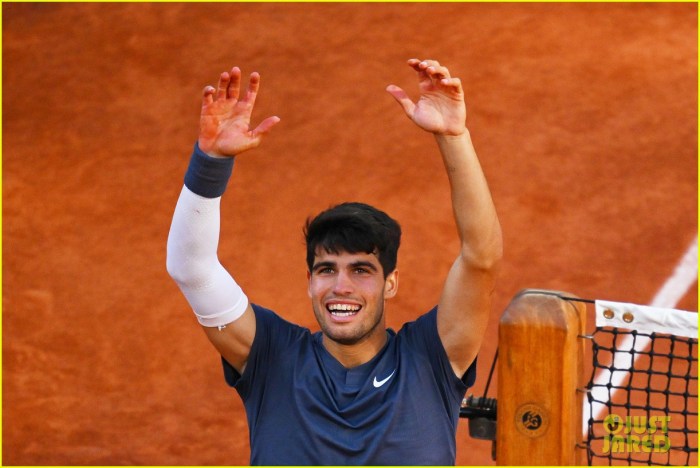 Carlos alcaraz talks difficult french open win vs damir dzumhur roland garros