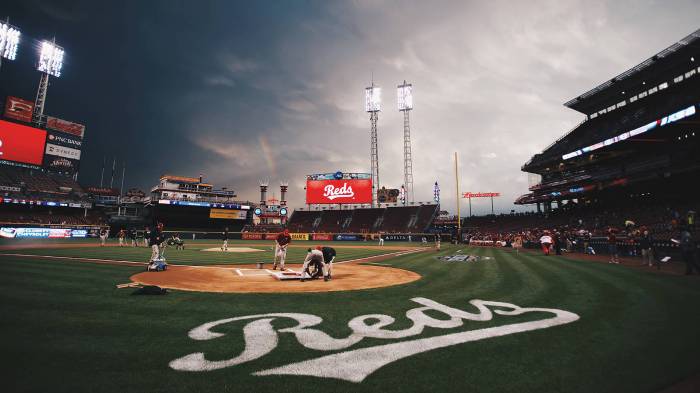 Reds christian encarnacion strand cleared to start wednesday