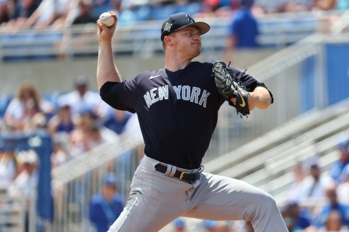Yankees Starter Schmidt Injured, Forearm Tightness