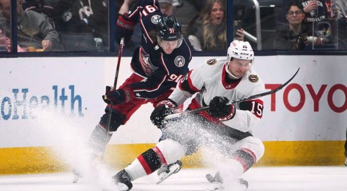 Islanders Matthew Highmore Signs Two-Way with Isles