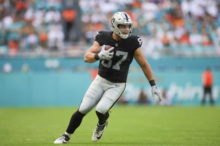 Las Vegas Raiders trade up to select Notre Dame Tight End Michael Mayer ... Michael mayer trade reportedly doesnt interest raiders amid dolphins rumors