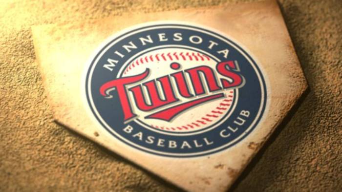 Download 2010 Minnesota Twins Crew Wallpaper | Wallpapers.com Twins jhoan duran notches 13th save
