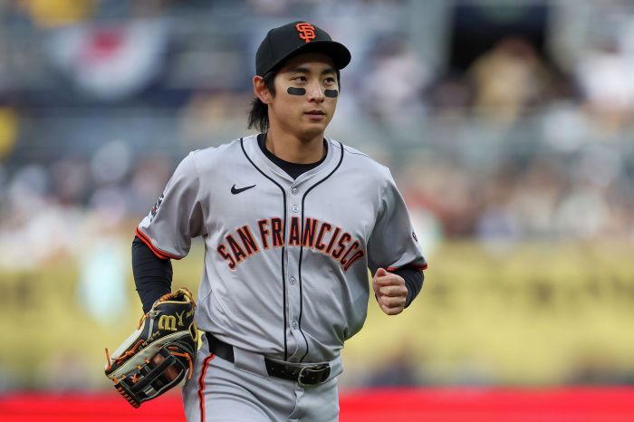 San Francisco Giants free-agent profile: Jung Hoo Lee - The Athletic Giants jung hoo lee bursts out of slump