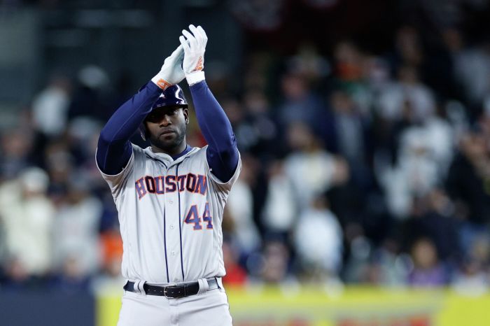 Yordan Álvarez powers Astros once again in Game 2 win Astros yordan alvarez given two injections for hand issue