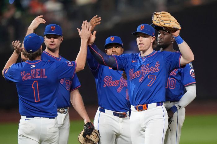 Braves at Mets odds, picks and predictions Braves jurickson profar goes yard again thursday