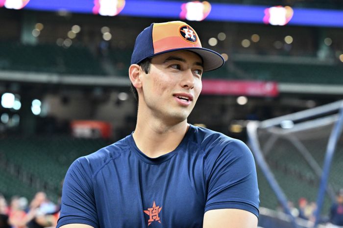 Astros shay whitcomb pops first career homer