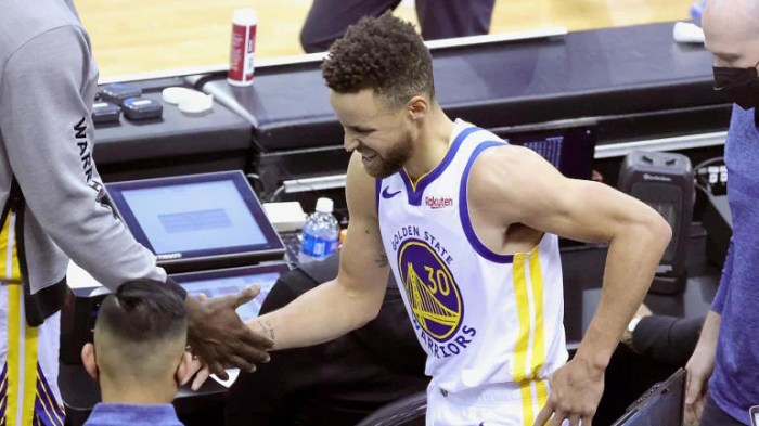 Steph Curry Out, Warriors Face Heat