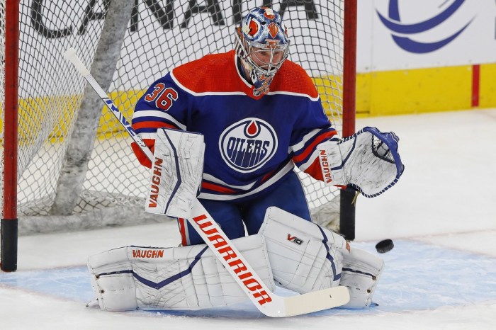 Oilers matt tomkins joins edmonton goalie depth
