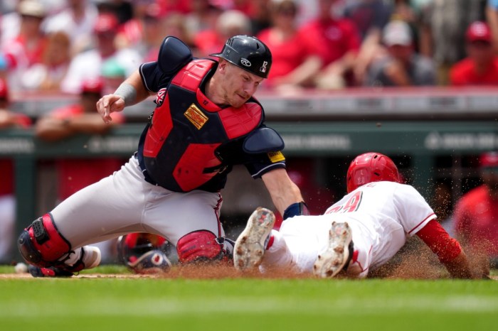 Sean Murphy reportedly heading to Atlanta Braves in three team deal Braves sean murphy launches go ahead homer