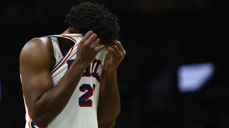 Embiid’s Troubled Return: A Concerning Performance Clouds 76ers’ Season-Opening Victory.