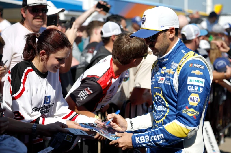 Chase Elliott Continues Reign as NASCAR Cup Series Most Popular Driver, Securing Eighth Consecutive Accolade