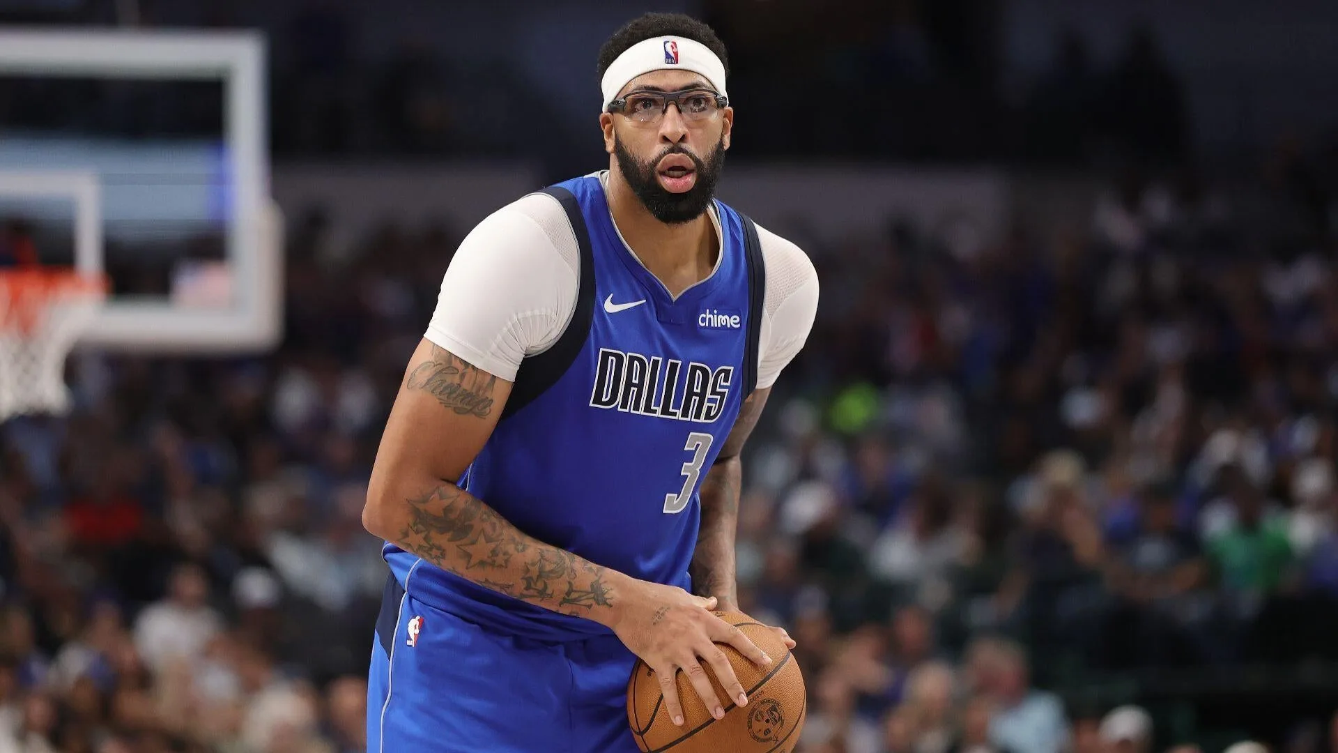 Dallas Mavericks’ Anthony Davis Faces Extended Sideline Stay Amidst Calf Strain Recovery and Front Office Shifts