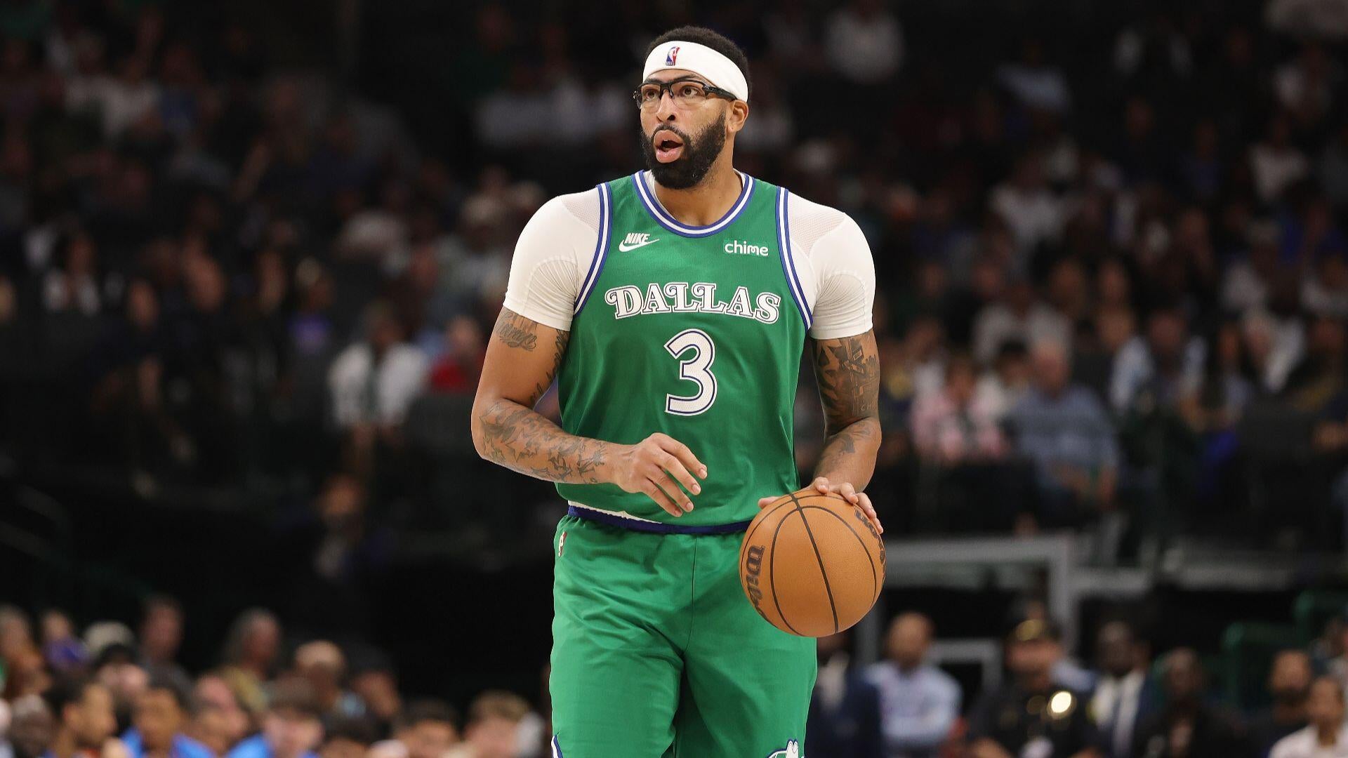 Dallas Mavericks’ Anthony Davis Nears Return Amidst Trade Speculation Following Front Office Shake-Up.