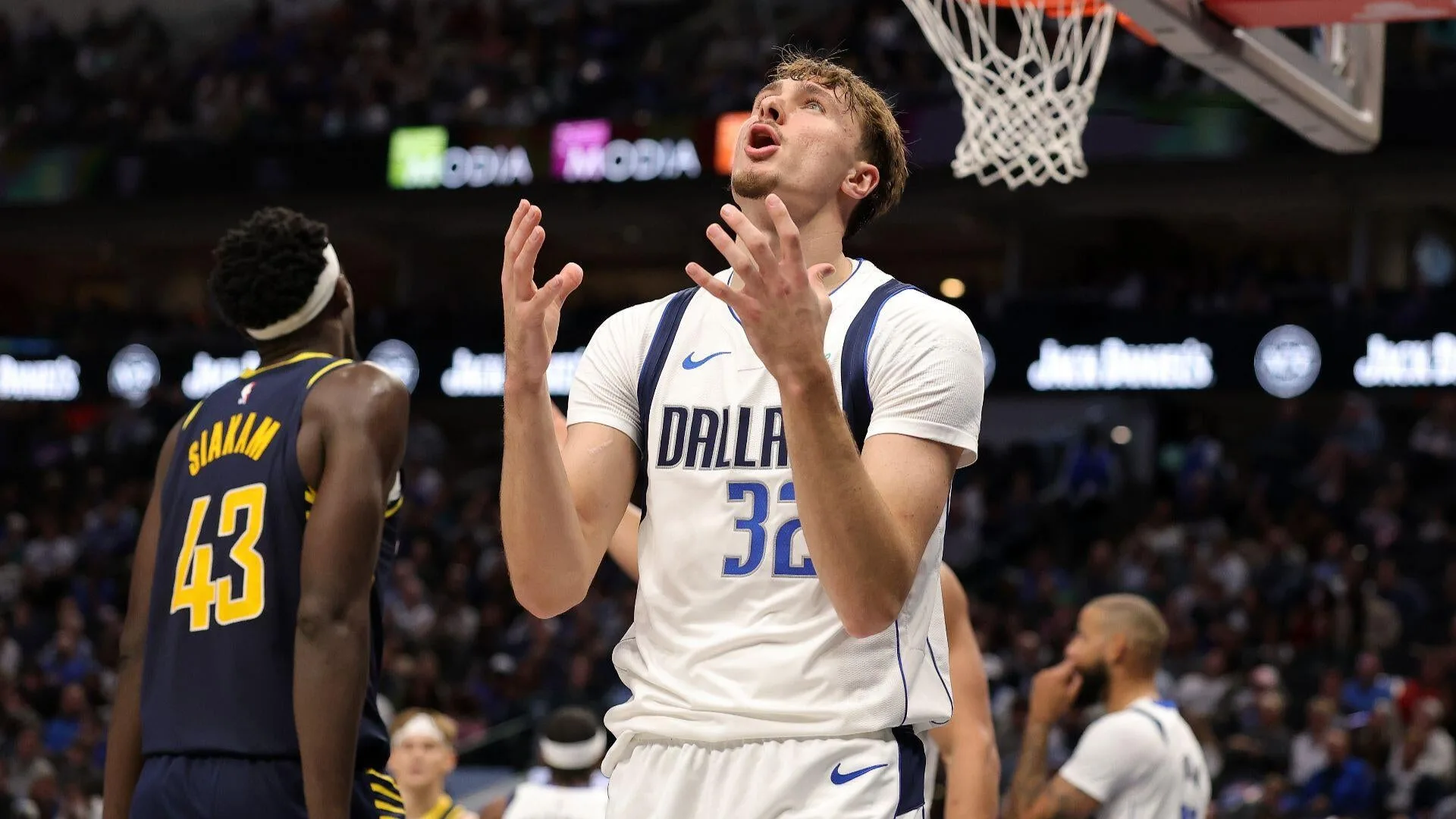 Dallas Mavericks’ Offensive Crisis Deepens Amidst Rookie Cooper Flagg’s Challenging Start and Systemic Issues.