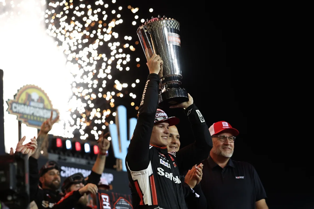 Kyle Larson Clinches NASCAR Cup Series Title Amidst Denny Hamlin’s Heartbreak
