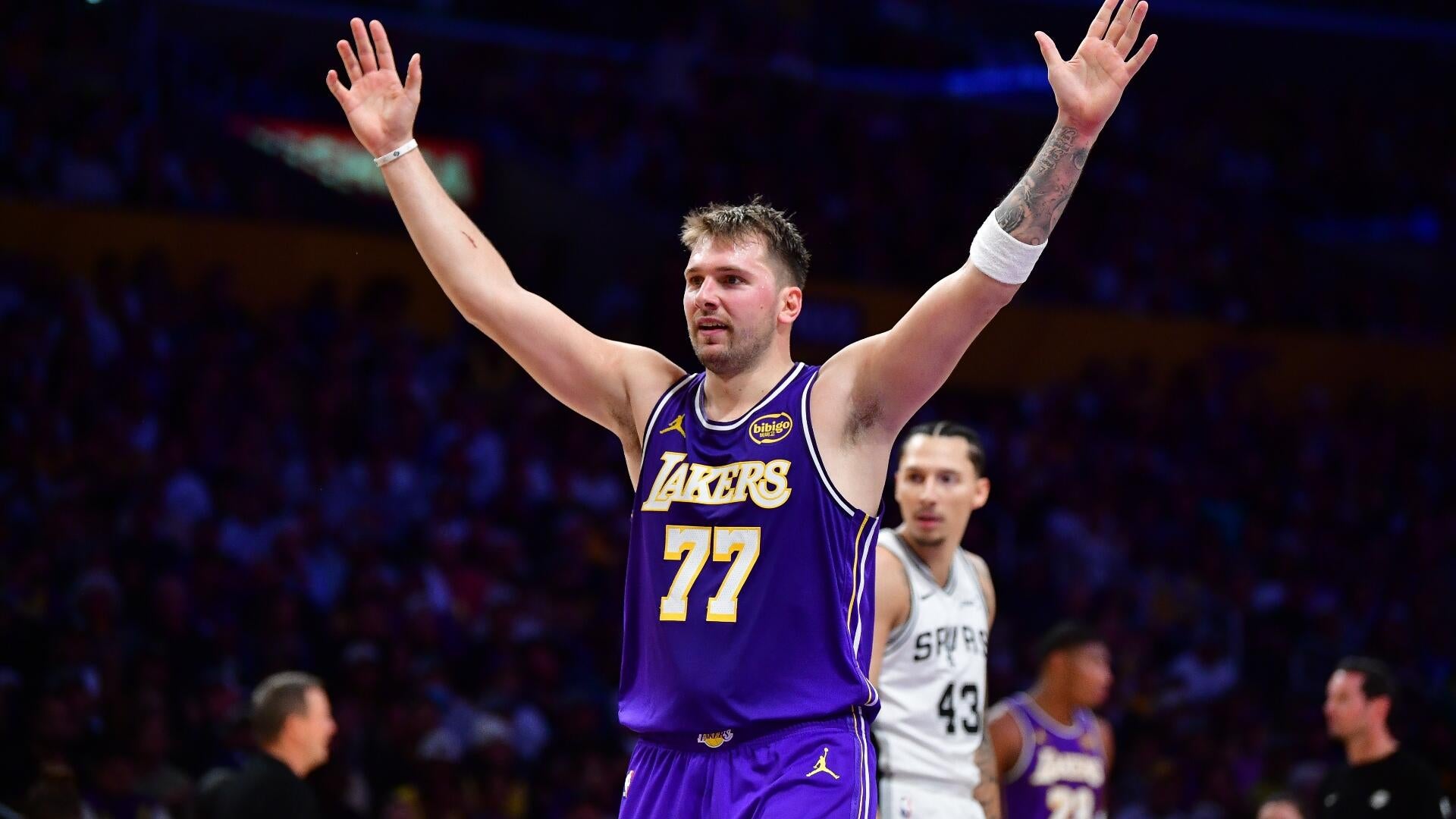 Monday’s NBA Player Prop Market: Examining Key Betting Opportunities Featuring Luka Doncic, Jalen Duren, and Deni Avdija.
