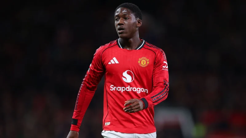 Napoli Intensifies Pursuit of Manchester United’s Kobbie Mainoo as January Window Looms