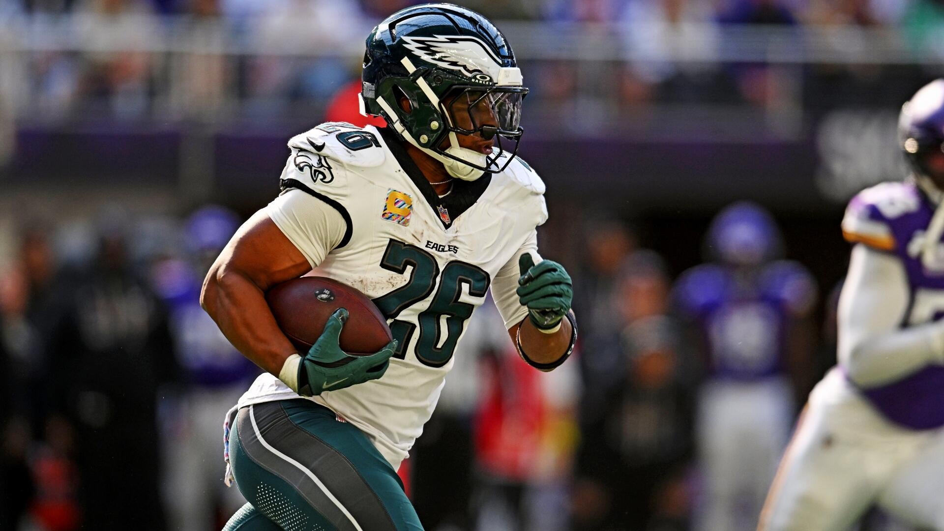 Sunday’s Top Sporting Contests: Eagles-Lions Lead Gridiron Action, With NBA, NHL, and College Hoops Highlights