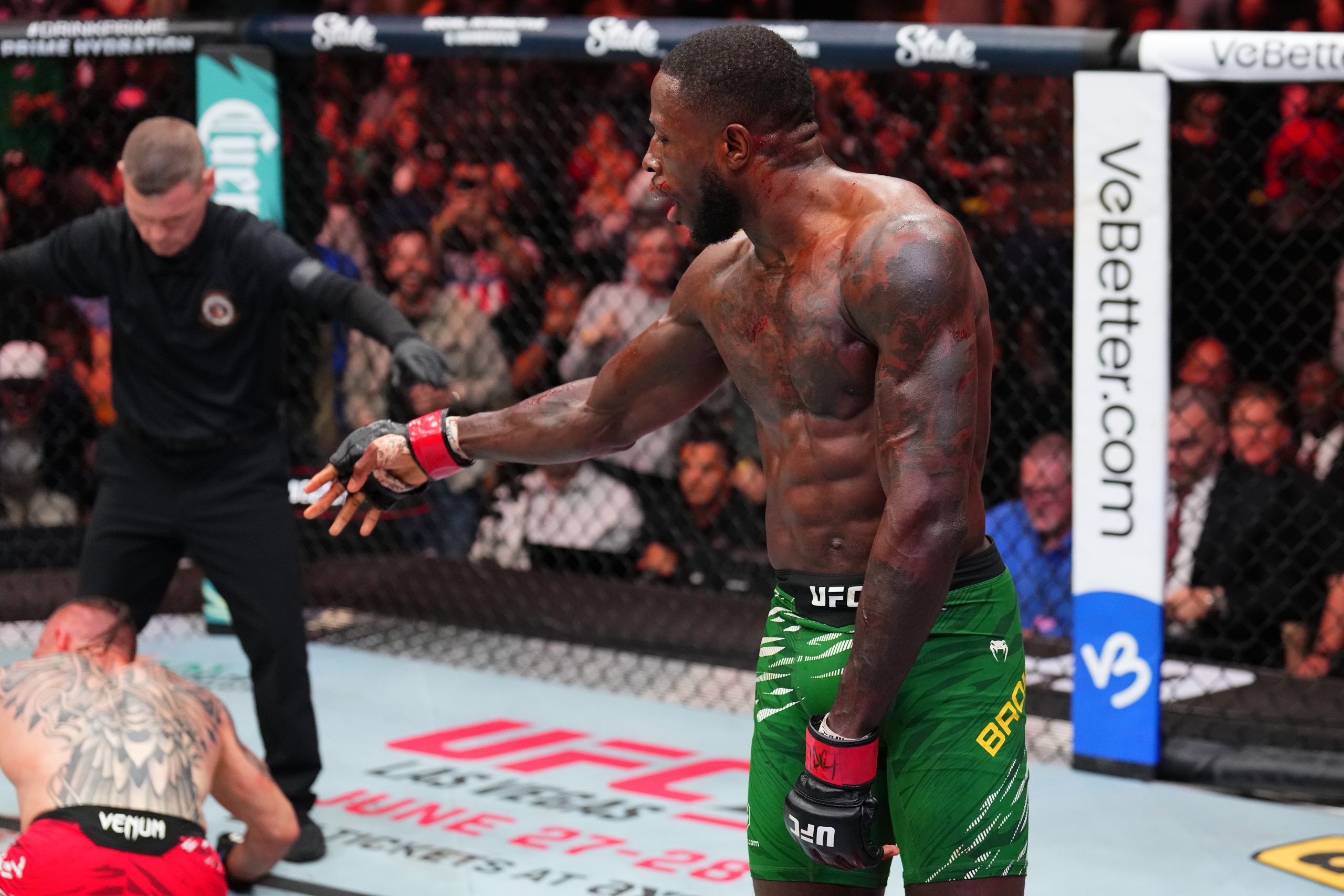 UFC Welterweight Randy Brown Advocates Nuanced Approach to Eye Poke Penalties, Declares Cage Grabbing a More Egregious Foul