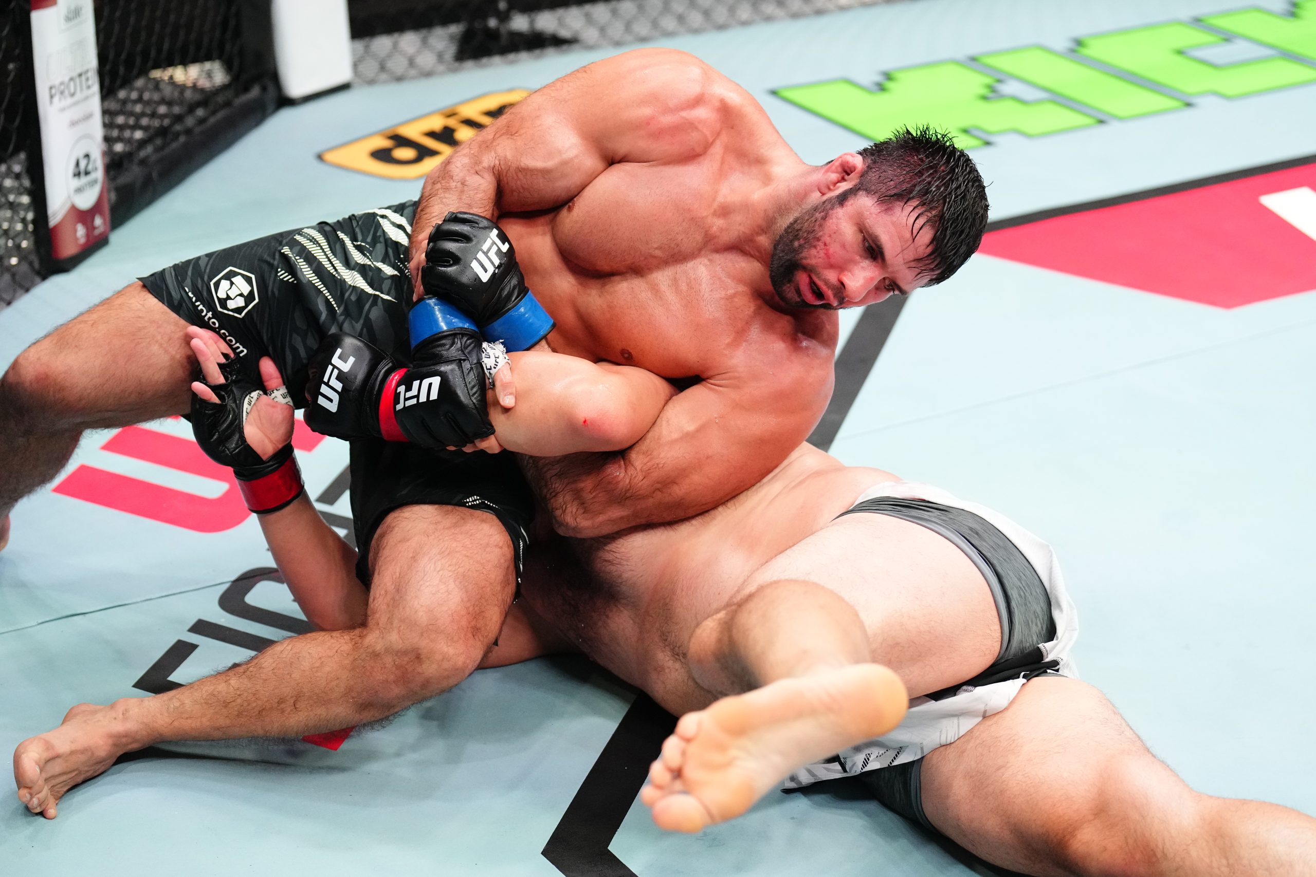 UFC’s 2025 Grand Finale: Royval vs. Kape Headlines Last ESPN+ Broadcast, Buchecha Returns