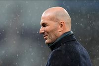 Zidane’s Future as Potential France Manager Remains Unclear Amidst Federation’s Hesitancy