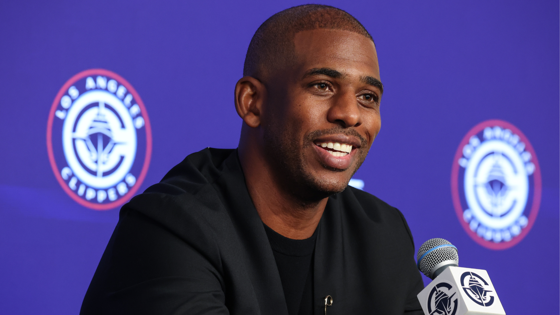 Clippers Abruptly Dismiss Chris Paul Mid-Season, Clouding Retirement Narrative