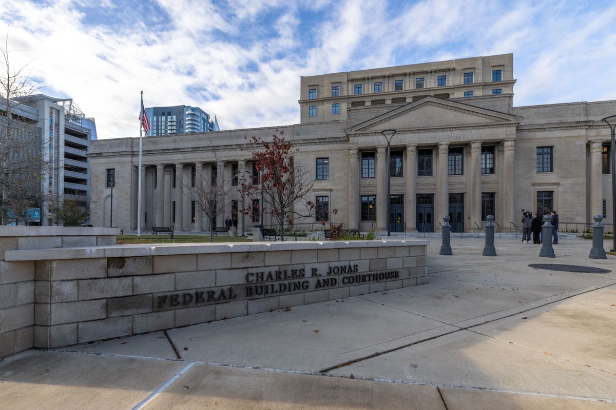 NASCAR’s Defense Begins Amidst Financial Discrepancies in Landmark Antitrust Trial