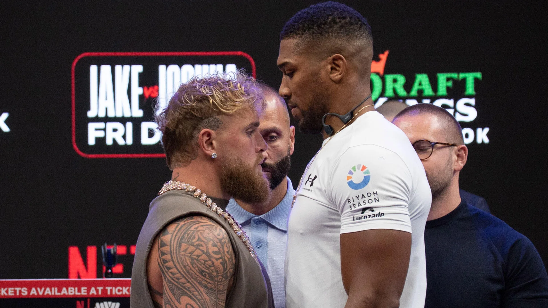 Paul and Joshua Set to Clash in Miami Boxing Spectacle