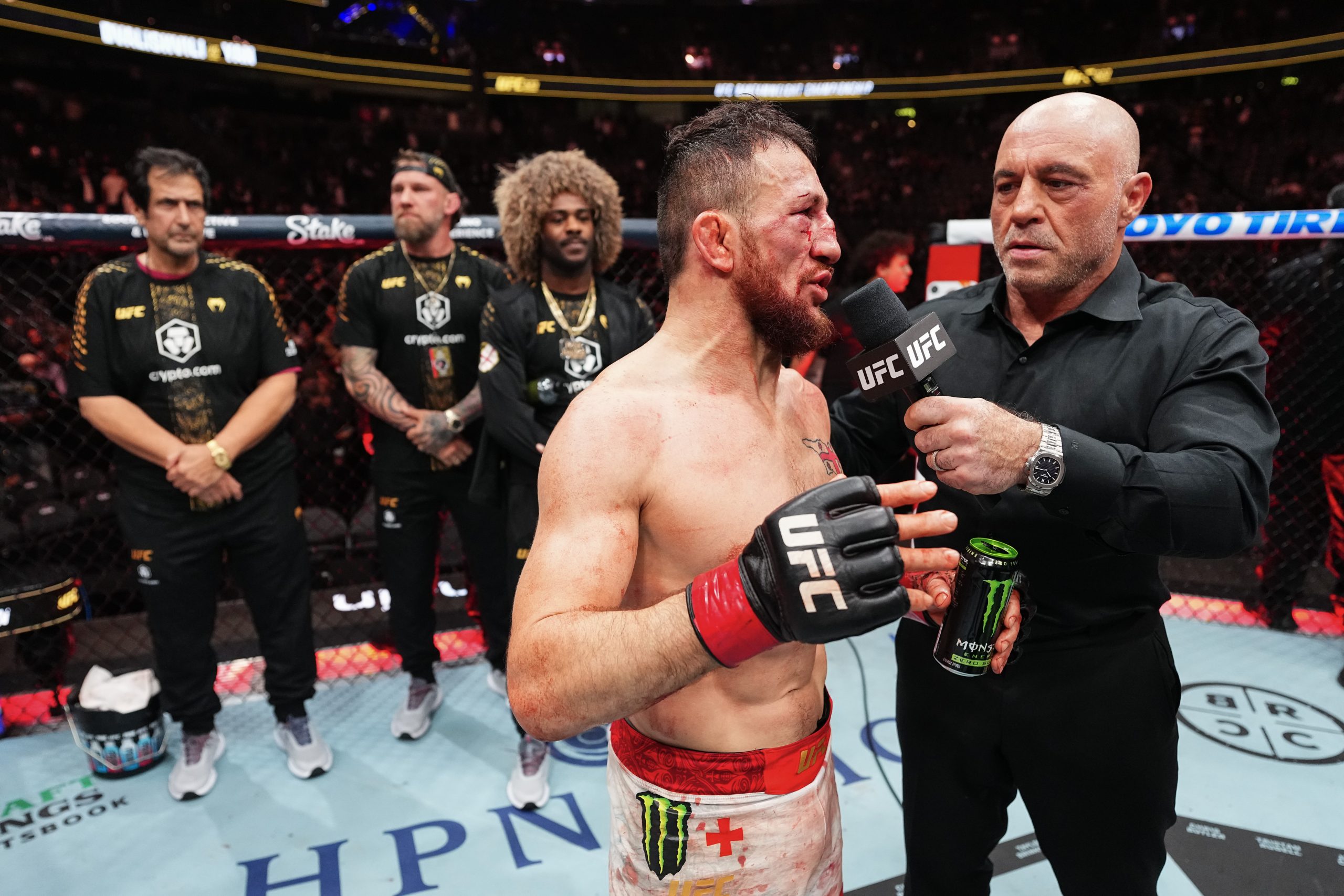 Sterling Offers Divergent Scorecard, Believing Dvalishvili Secured Early Rounds in UFC 323 Championship Bout