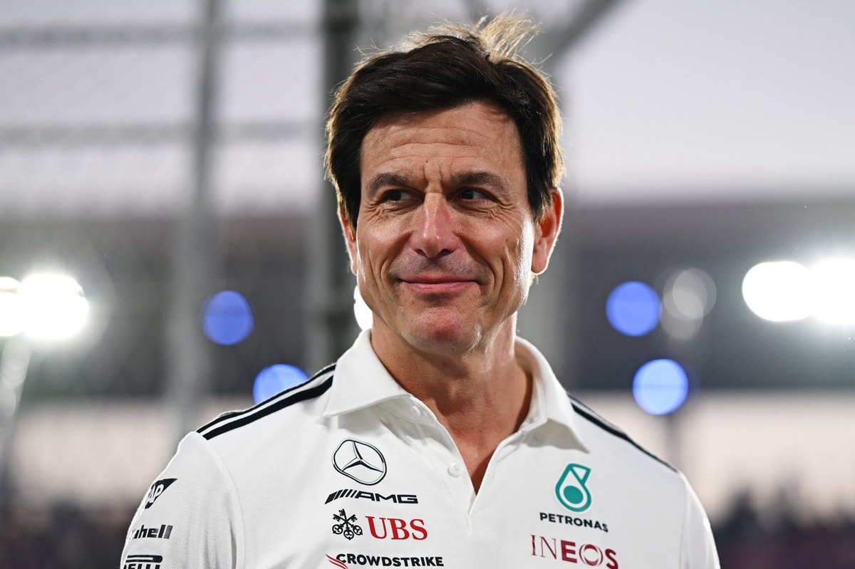 Toto Wolff Tempers Expectations for Mercedes’ 2026 F1 Revival, Highlighting "Not Comparable" Landscape to Dominant 2014 Era.