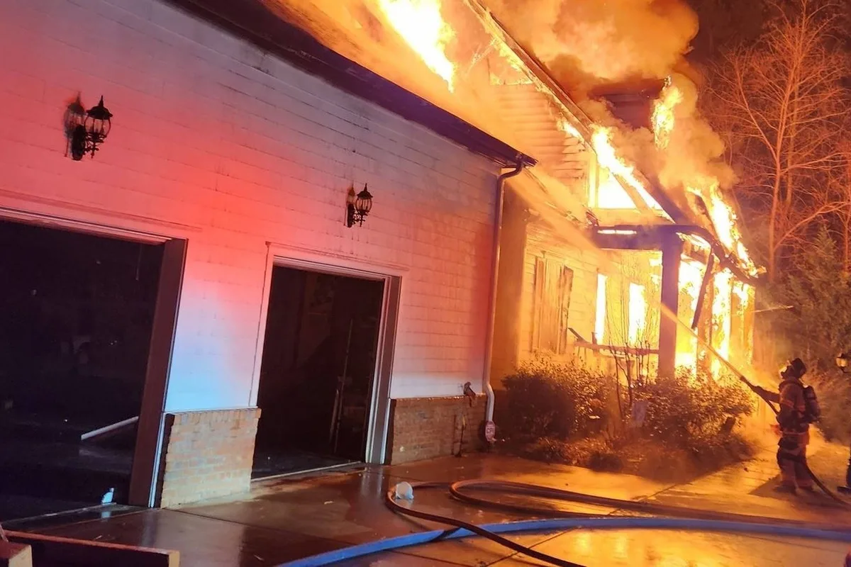 Tragedy Strikes NASCAR Star Denny Hamlin’s Family as Fire Claims One Life, Critically Injures Another at Parents’ Home