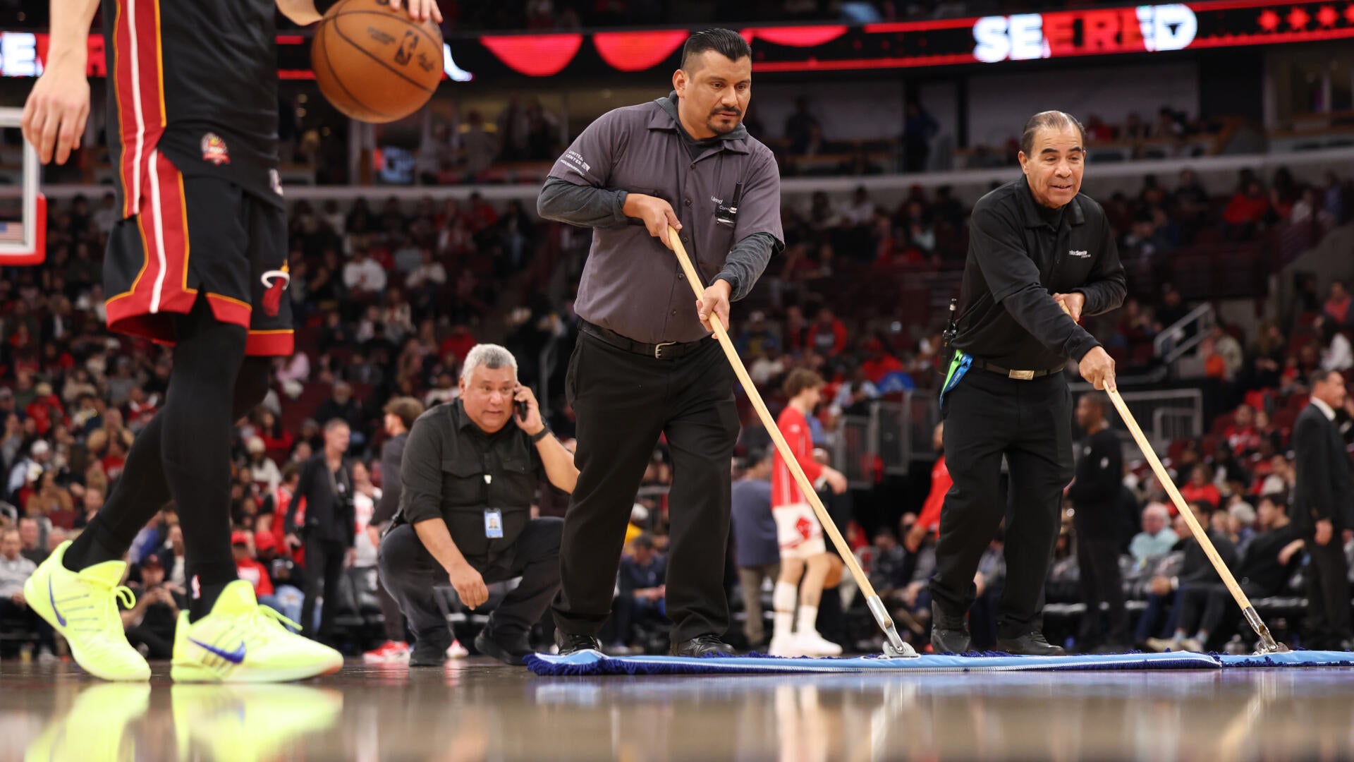 Court Condensation Triggers Postponement of Bulls-Heat Clash in Chicago
