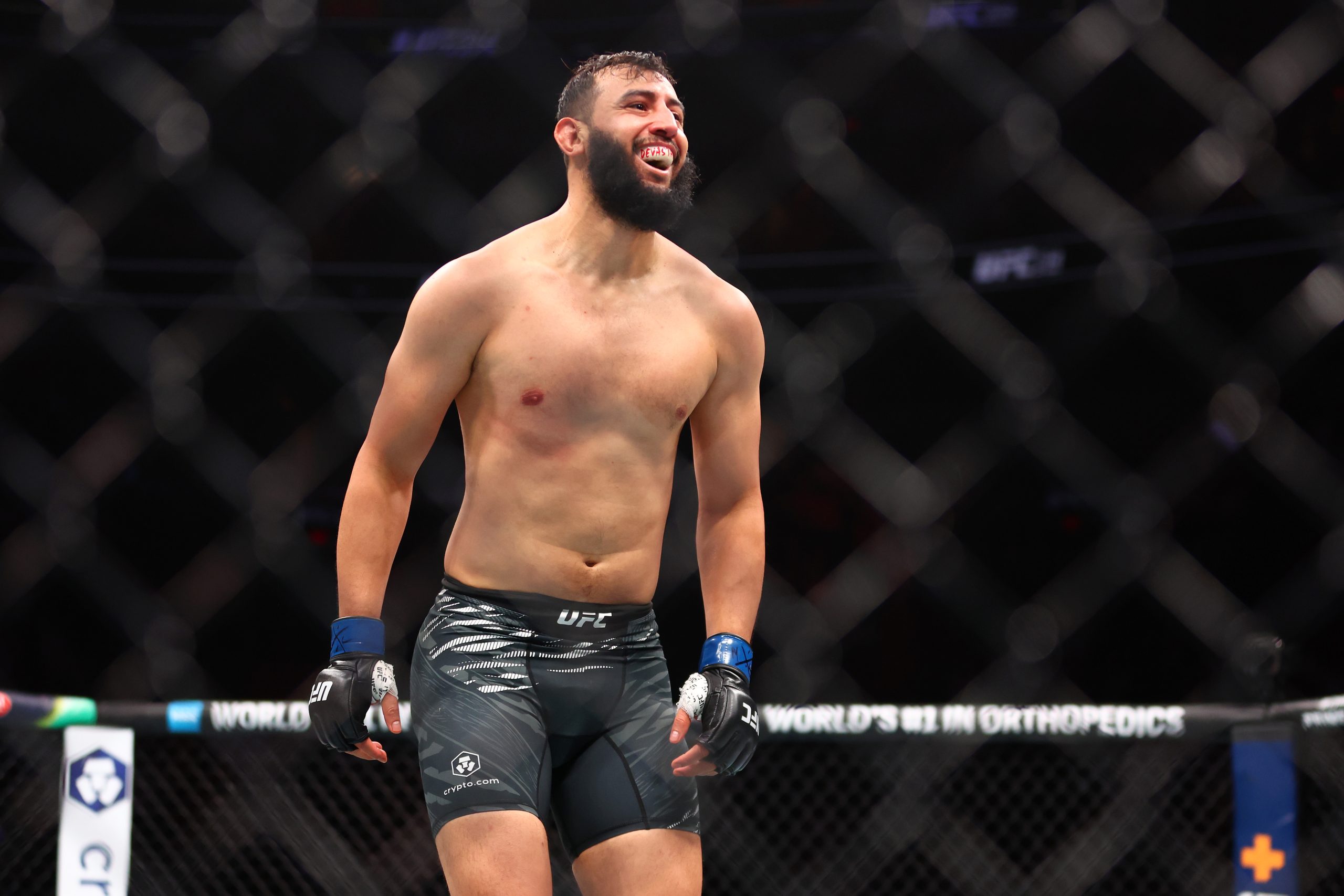 Dominick Reyes and Johnny Walker Set for Crucial Light Heavyweight Showdown at UFC 327